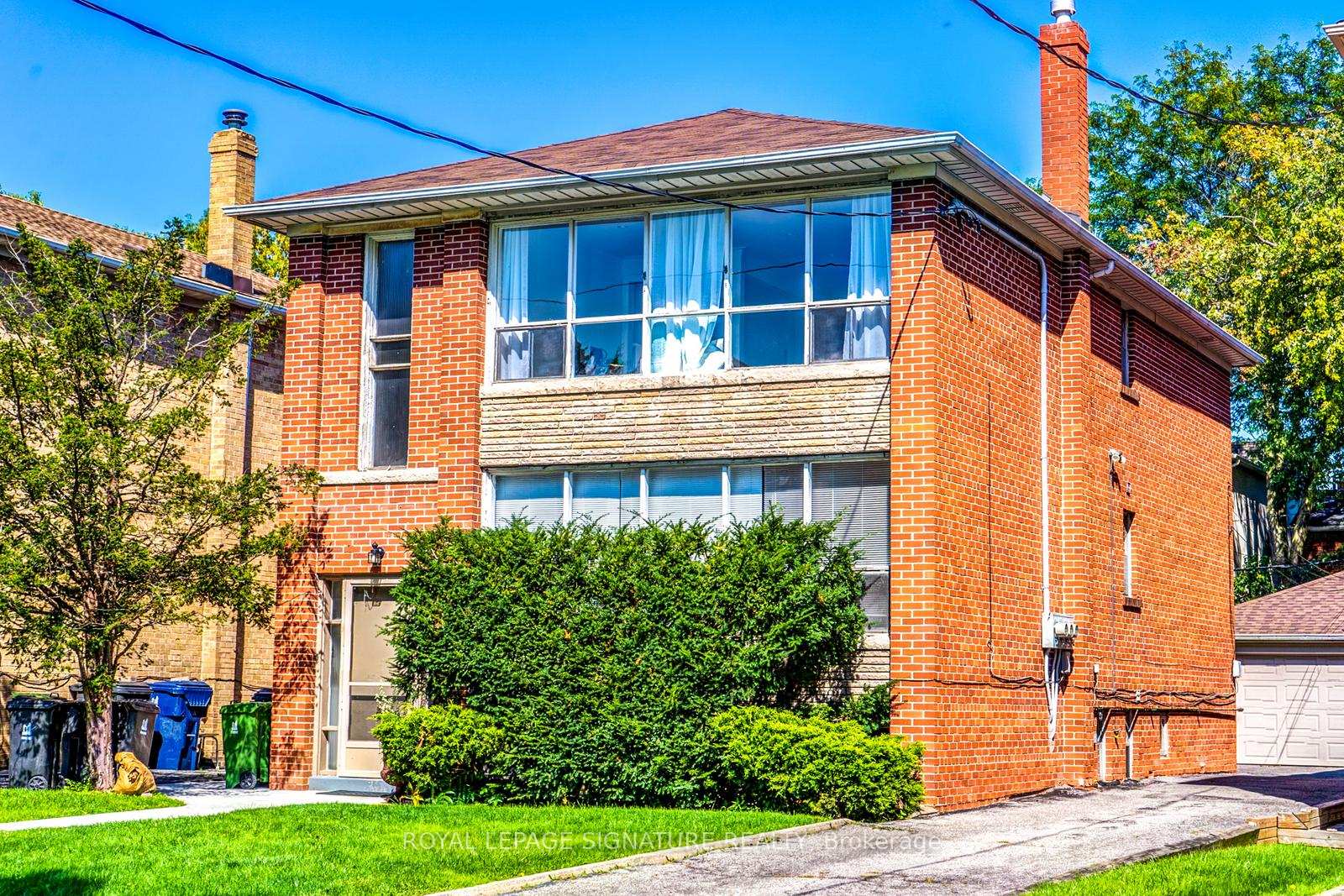 138 Woburn Avenue