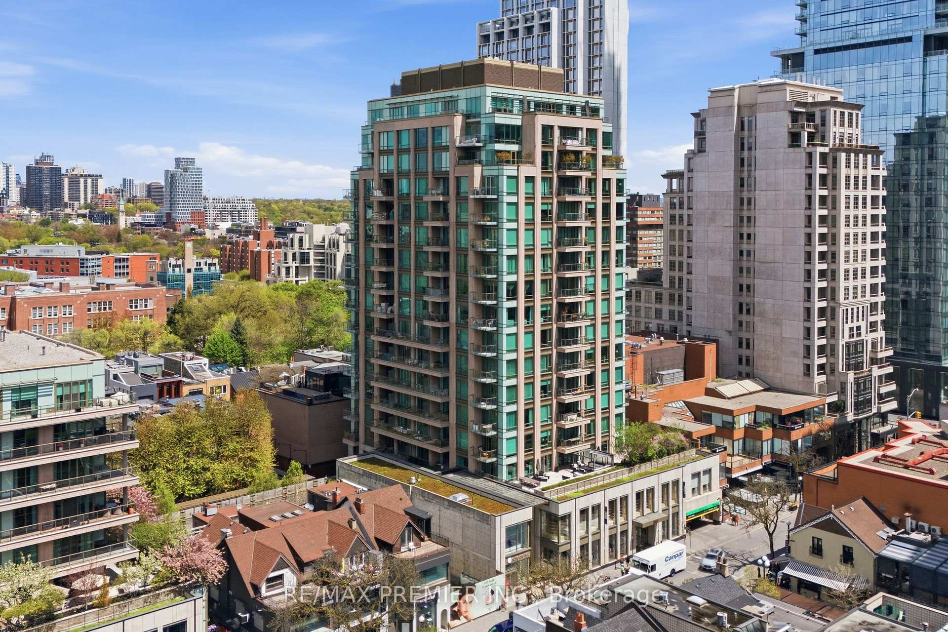 80 Yorkville Avenue