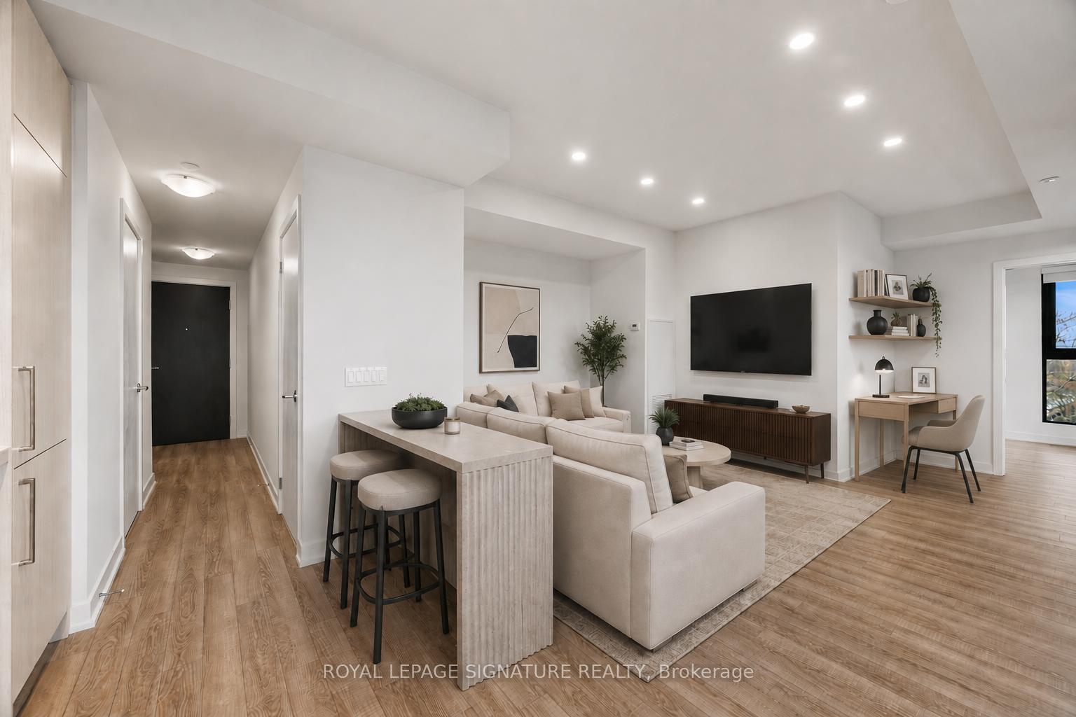 250 Lawrence Avenue W