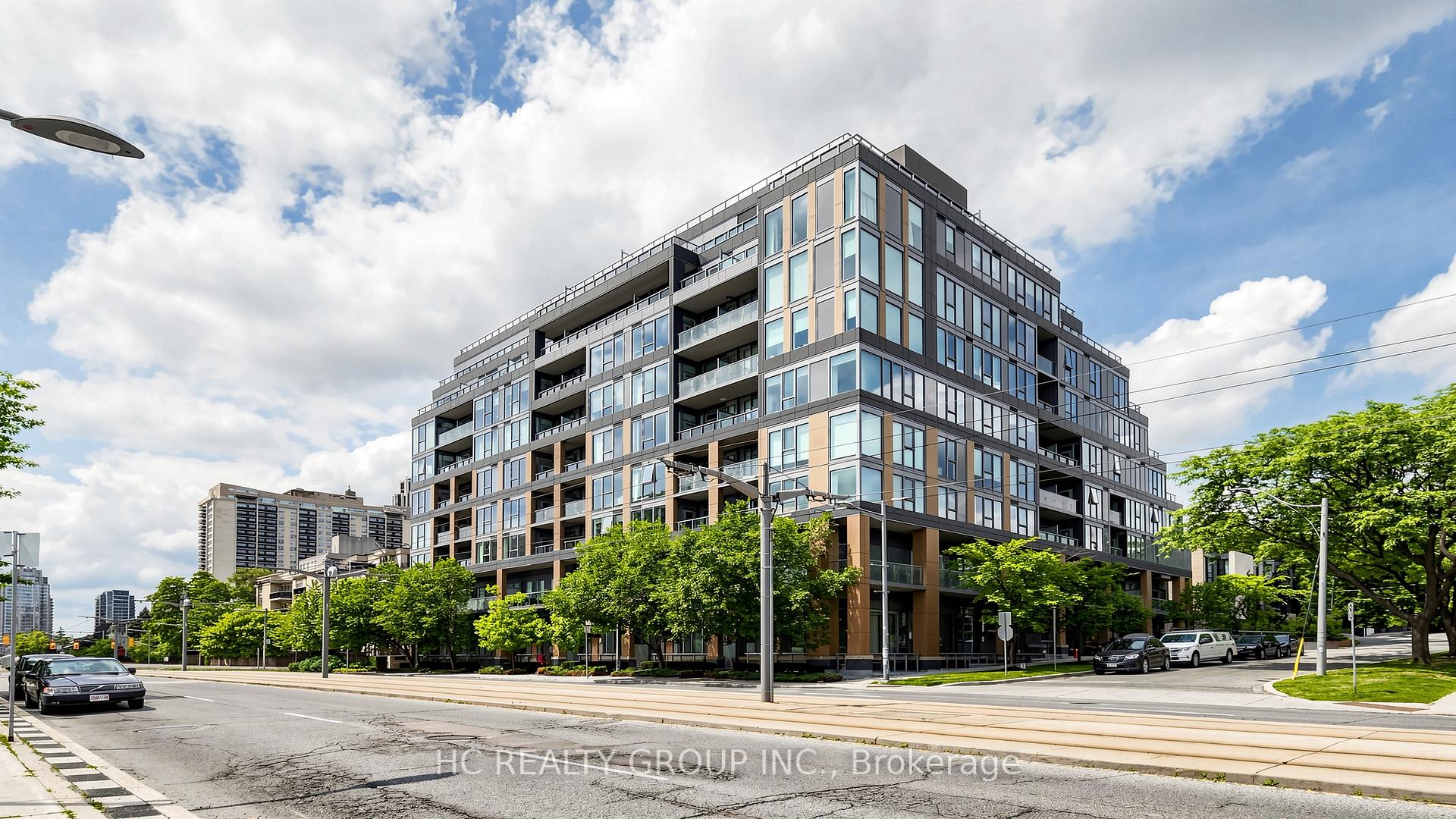 6 Parkwood Avenue