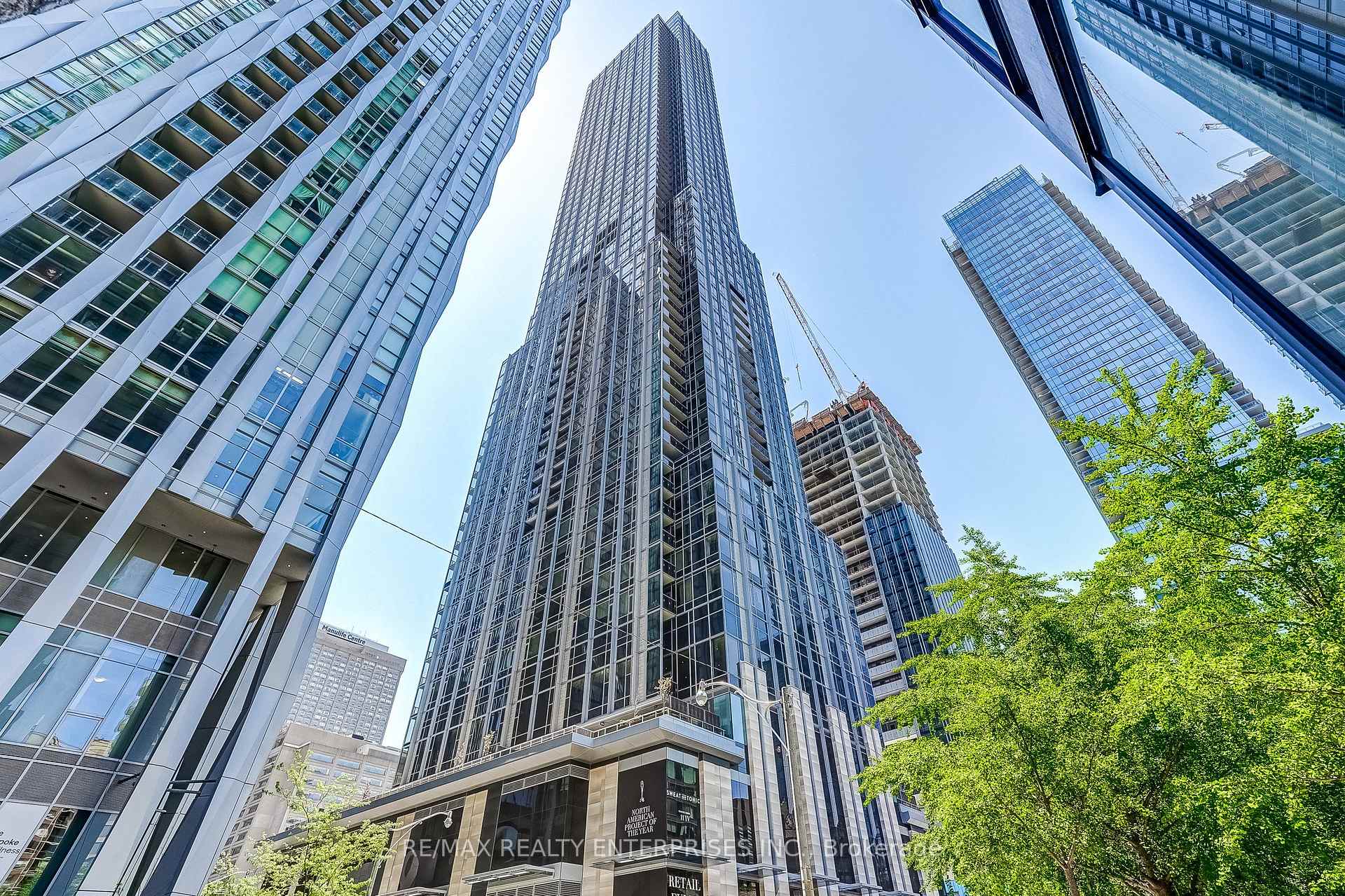 11 Yorkville Avenue