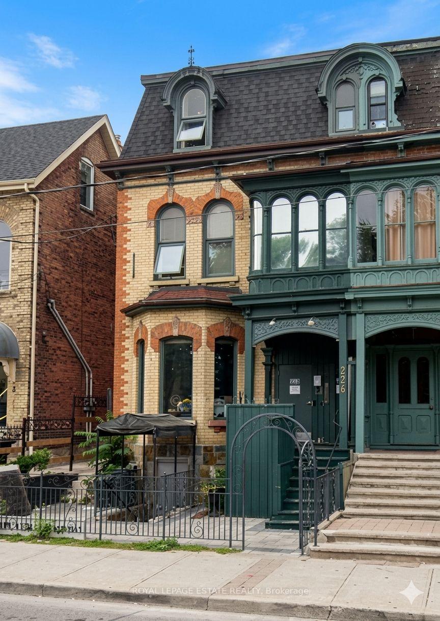226 Carlton Street