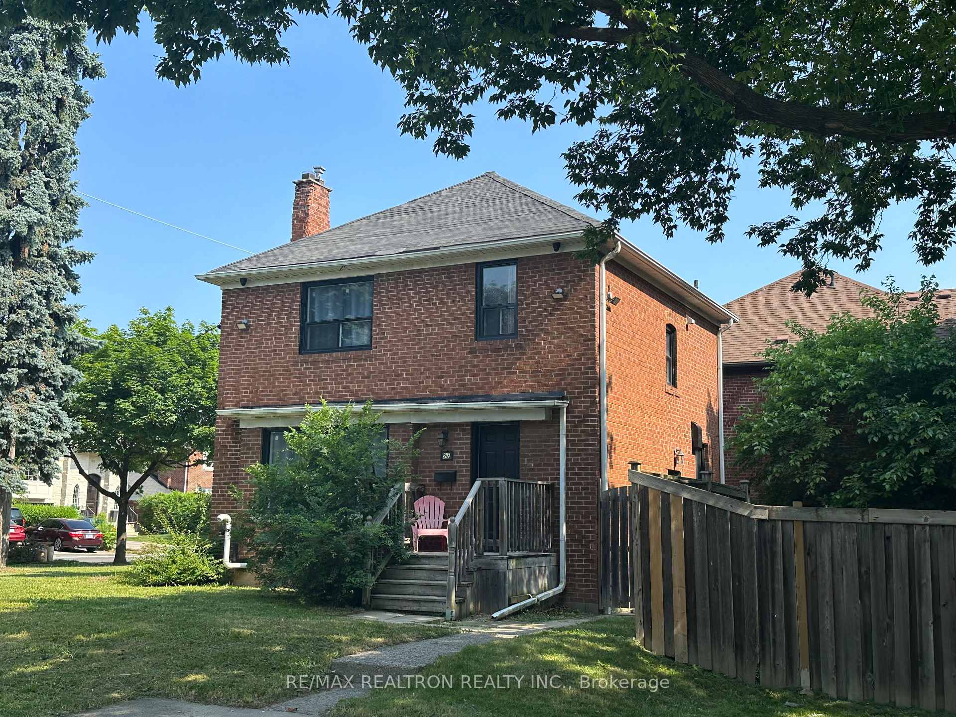 27 Westgate Boulevard