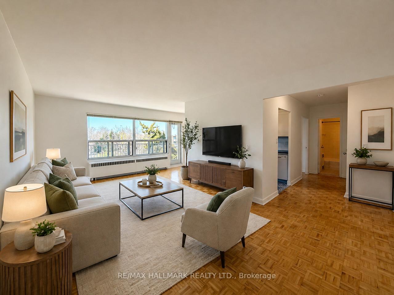 28 Upper Canada Drive