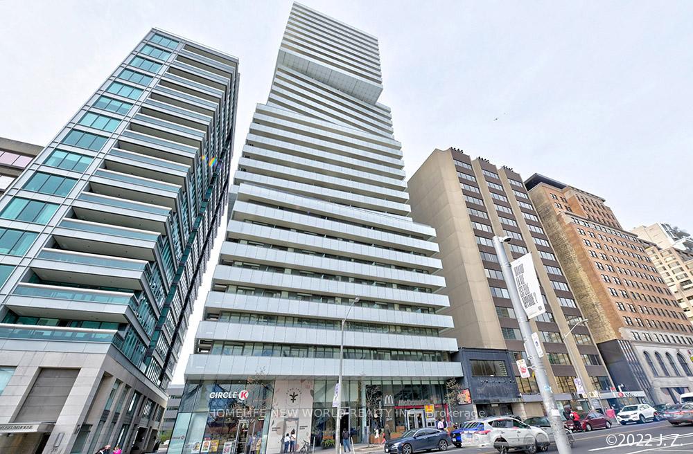 200 Bloor Street W