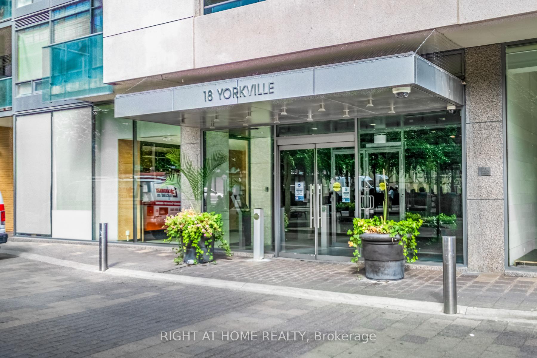18 Yorkville Avenue