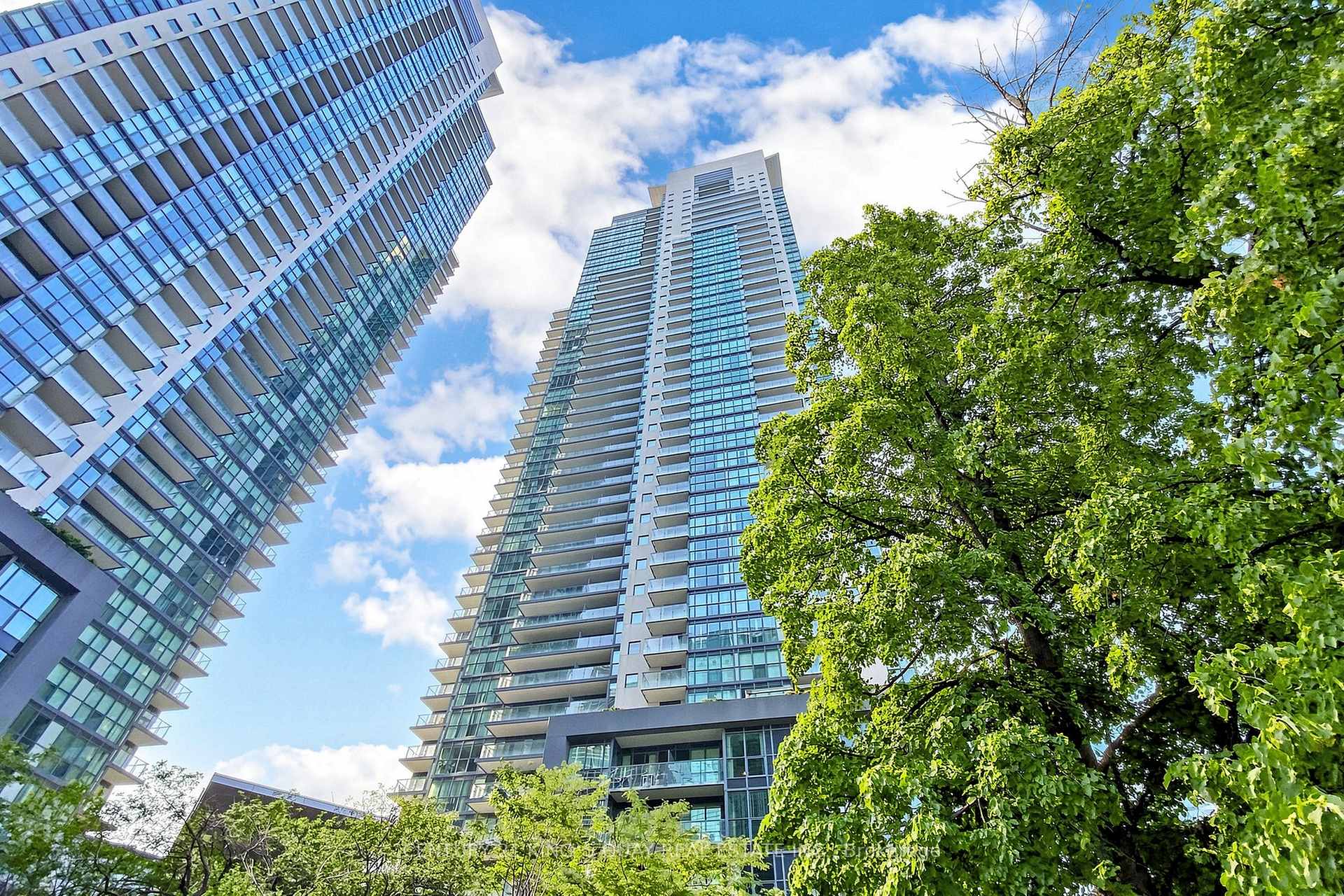 5168 Yonge Street