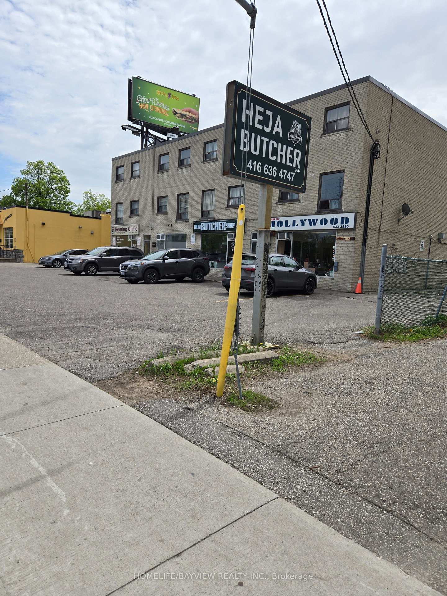 915-925 sheppard Avenue W