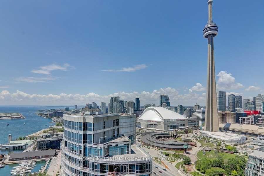 208 Queens Quay W