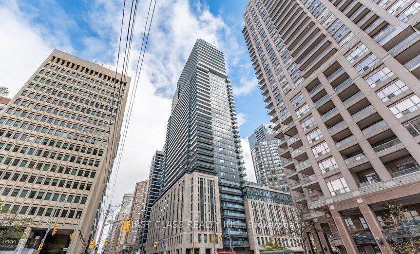 955 Bay Street