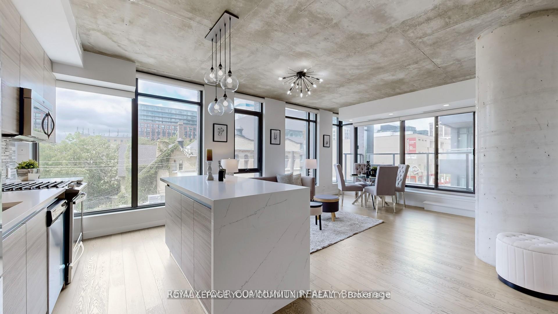 111 Bathurst Street