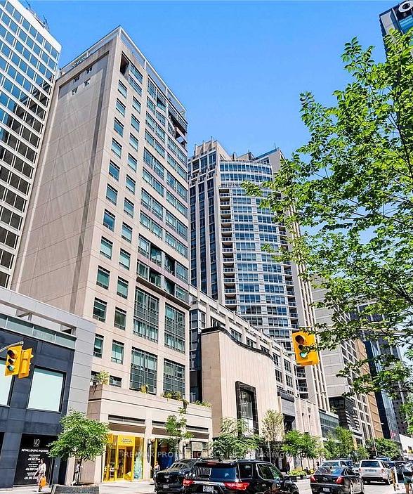 102 Bloor Street W