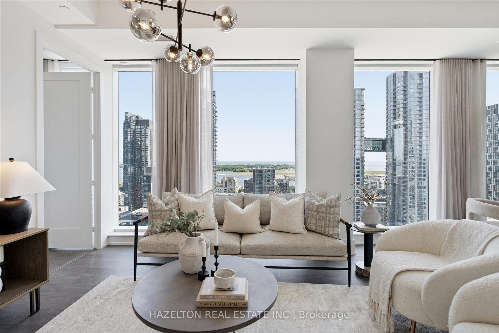 480 Front Street W