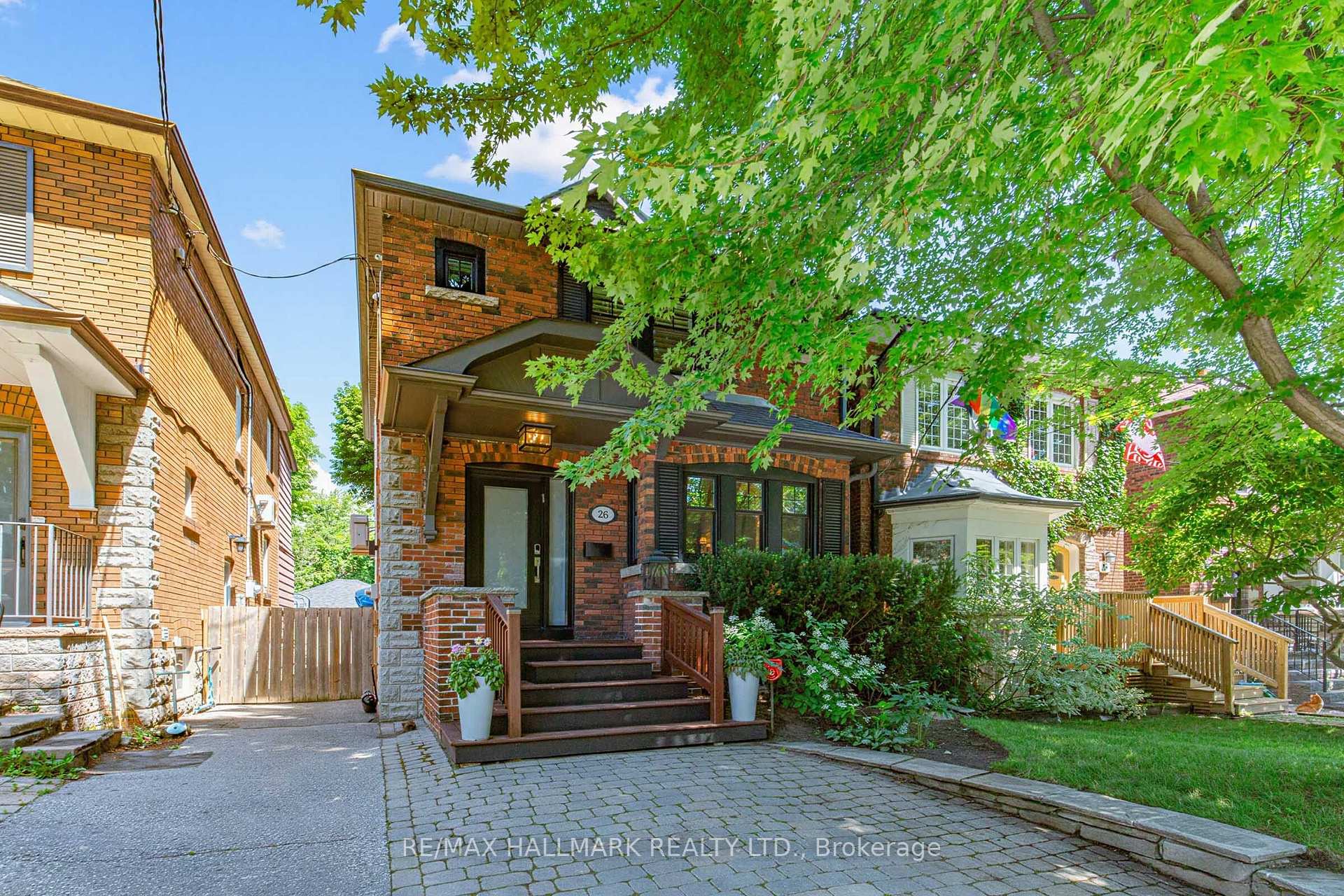 26 Mcnairn Avenue