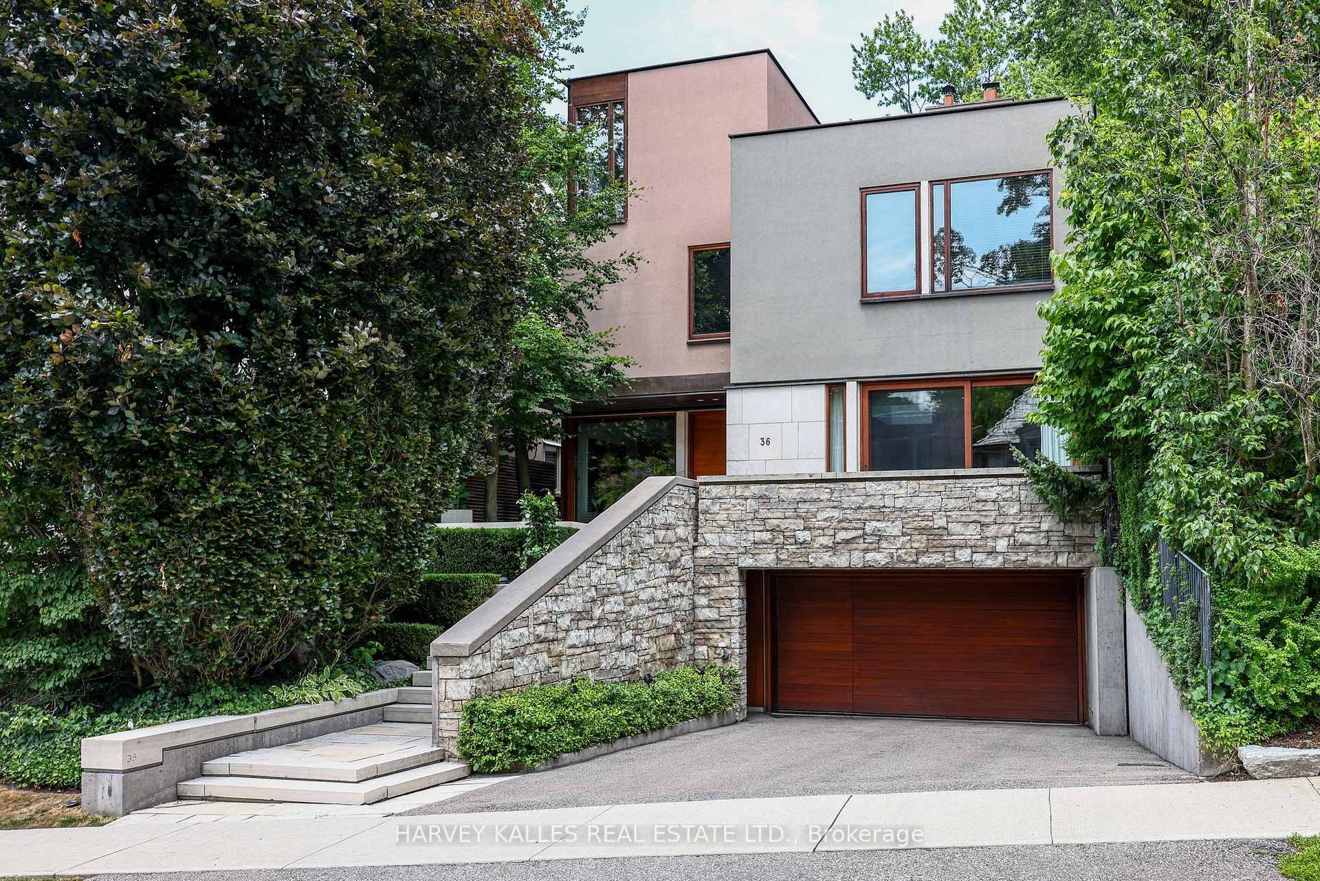 36 Millbank Avenue