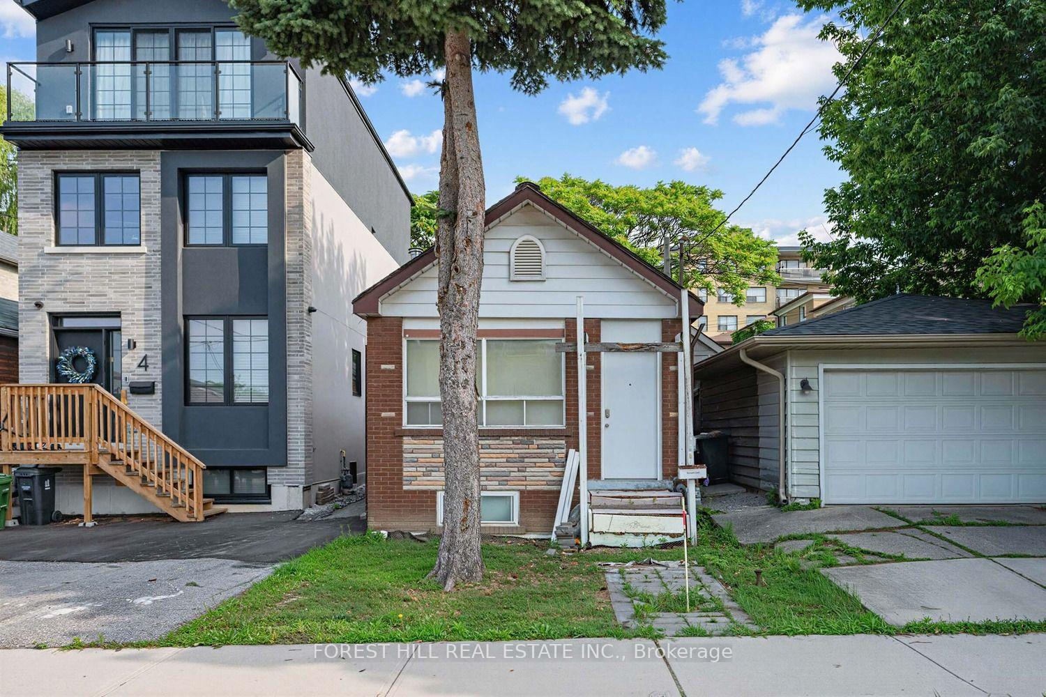 2 Mulberry Crescent