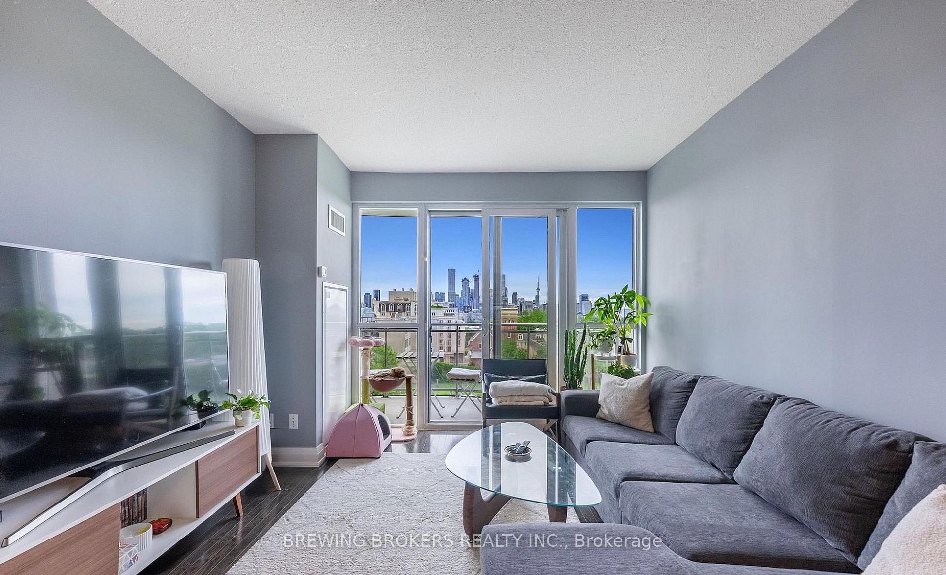 1430 Yonge Street