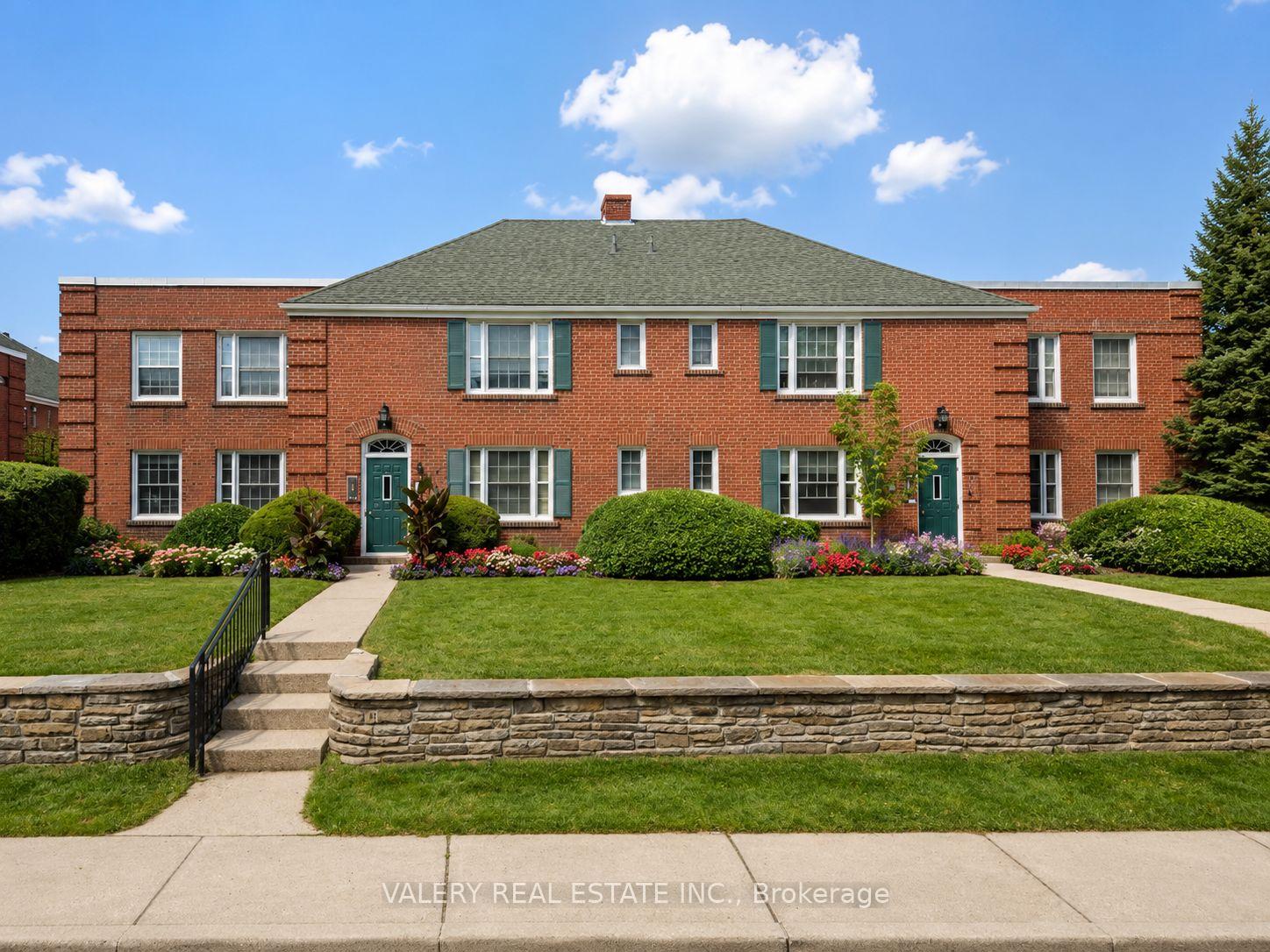 2 Sutherland Drive
