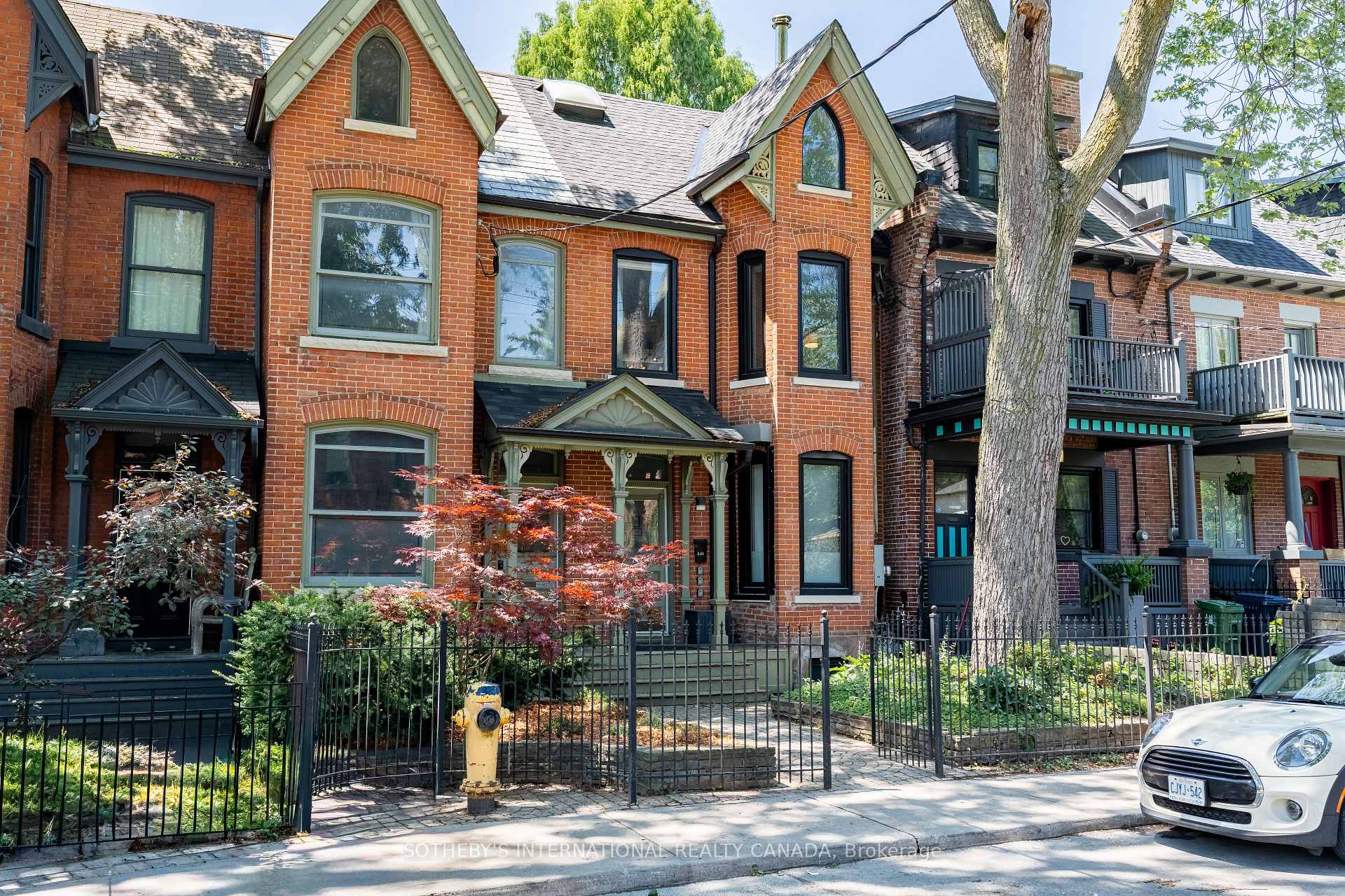 366 Ontario Street