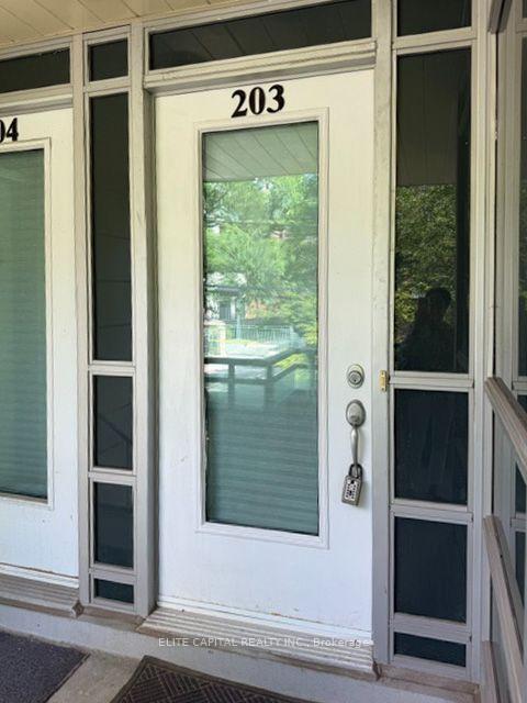 31 Olive Avenue