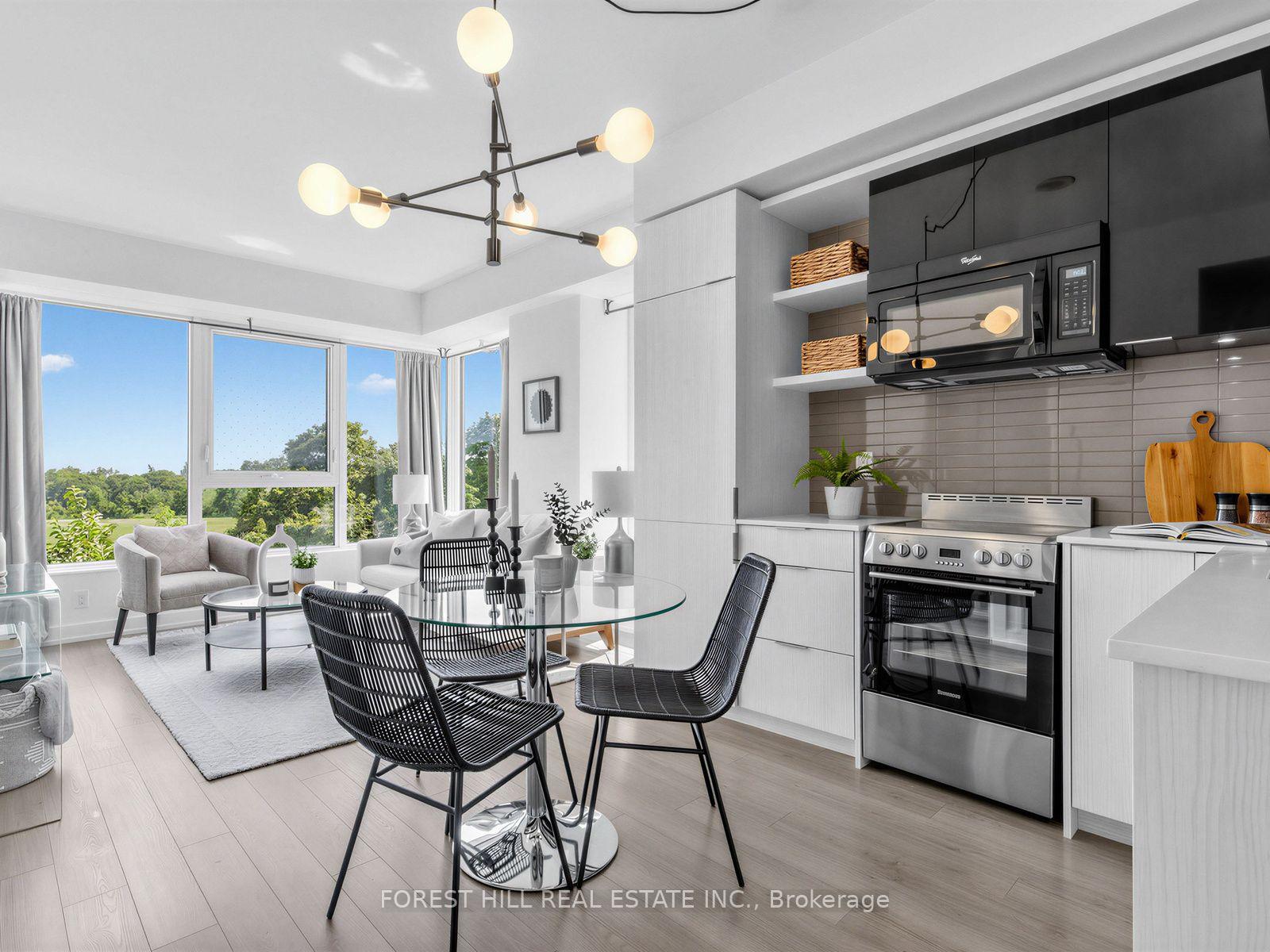 6 Parkwood Avenue