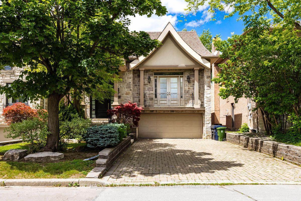 562 Bedford Park Avenue