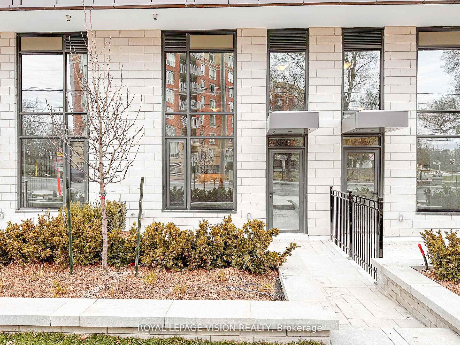 250 Lawrence Avenue W