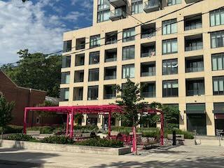 543 Richmond Street W