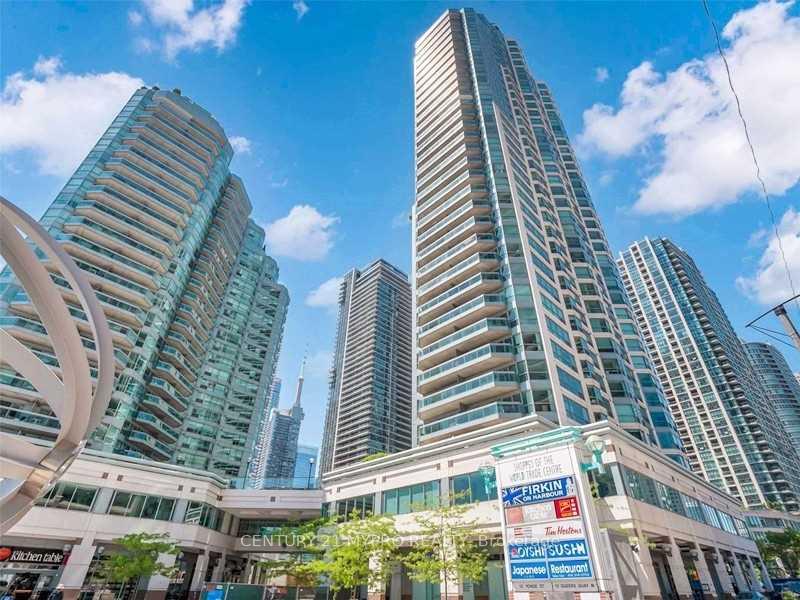 10 Yonge Street