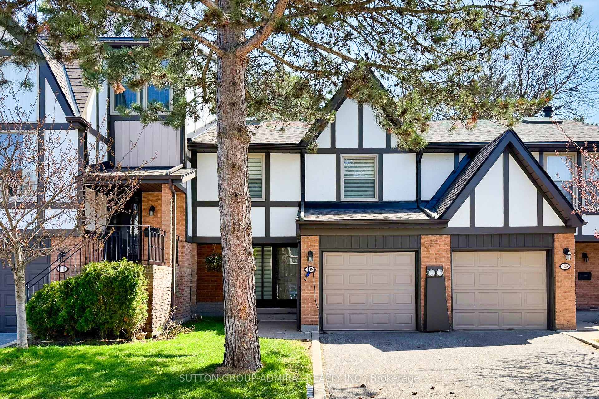 108 English Ivy Way