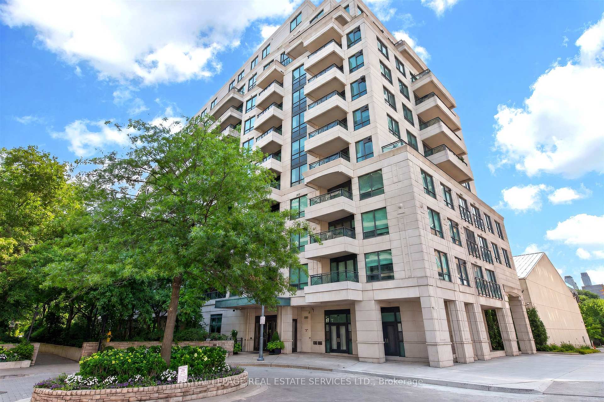 25 Scrivener Square