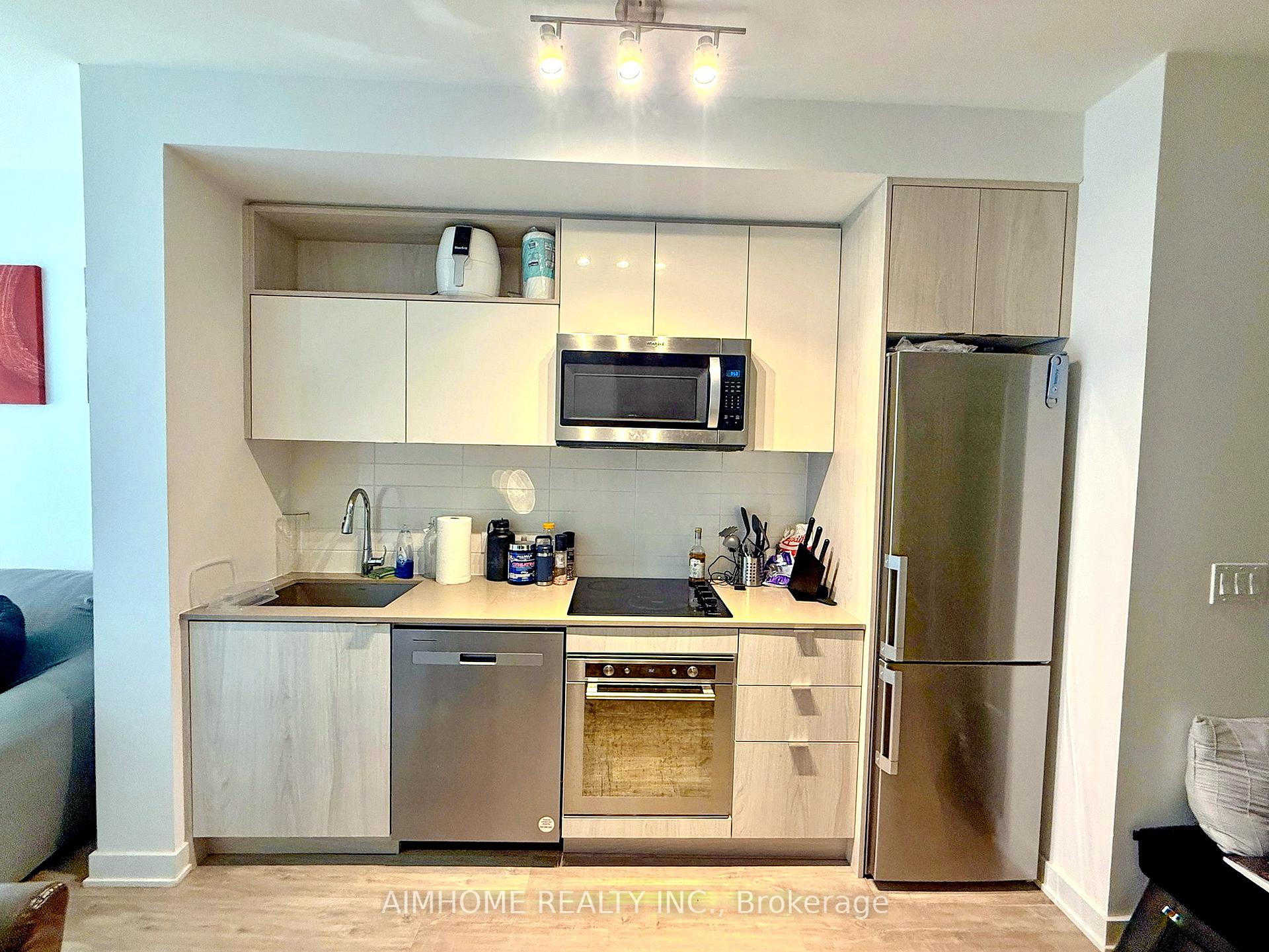 121 Lower Sherbourne Street