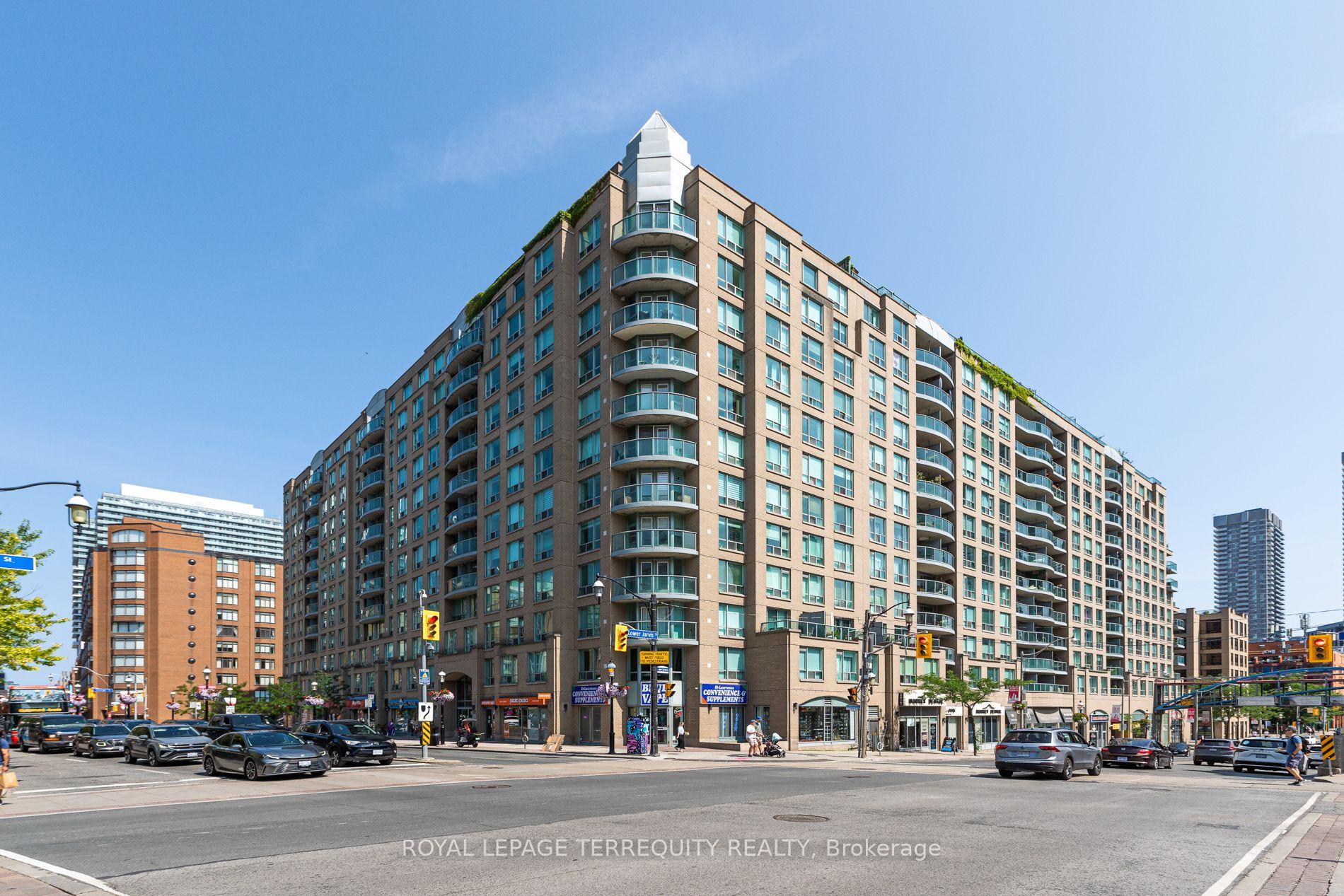 109 Front Street E