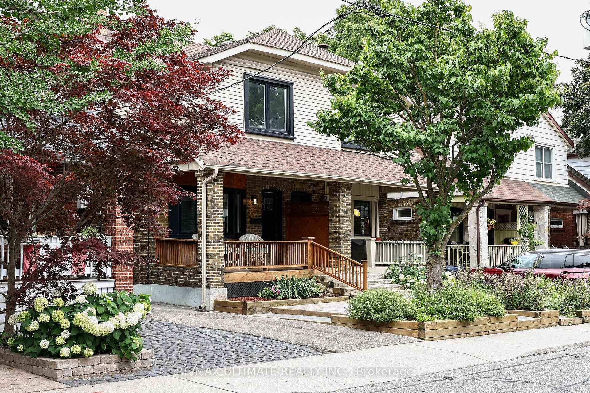 29 Falcon Street