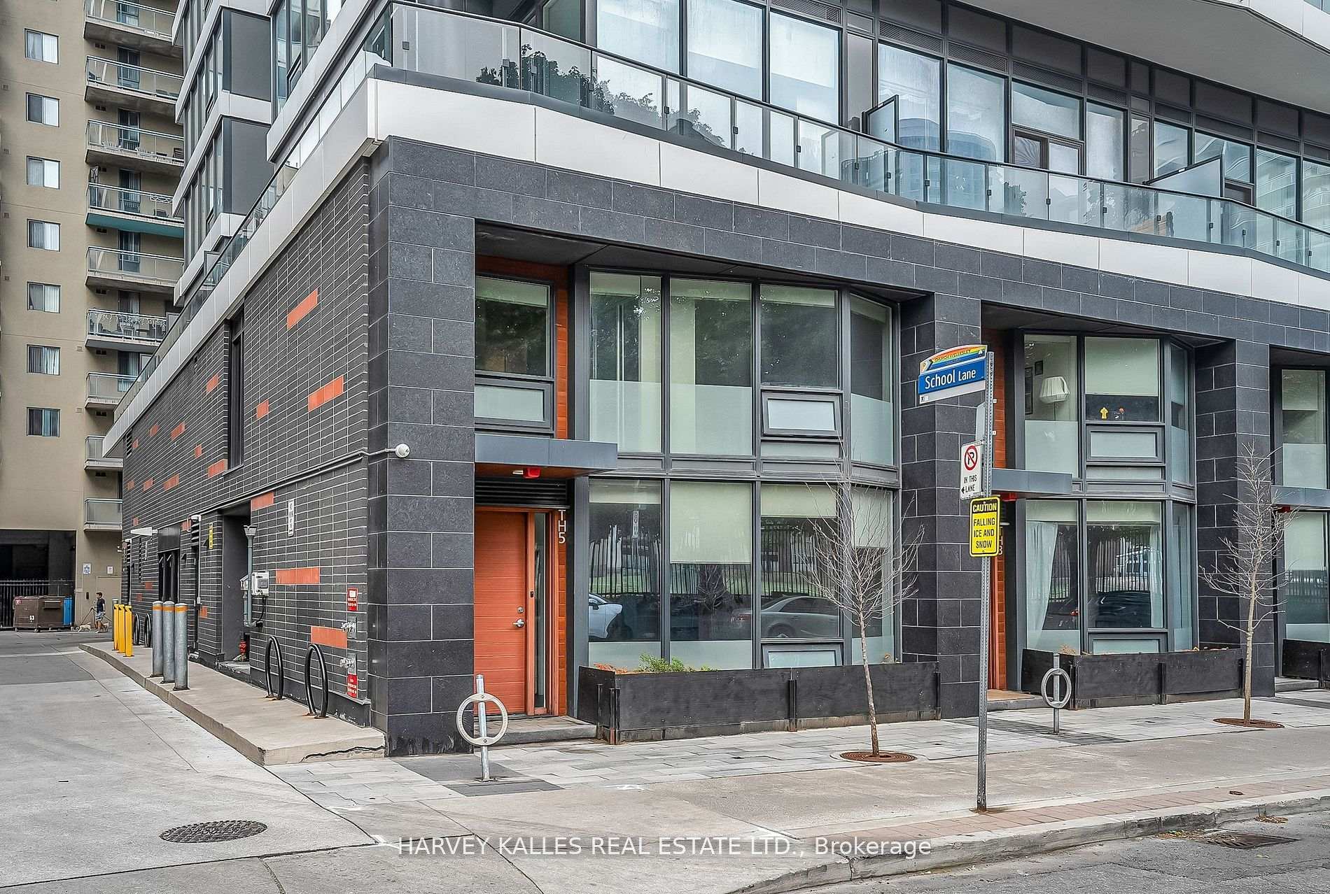 85 Wood Street