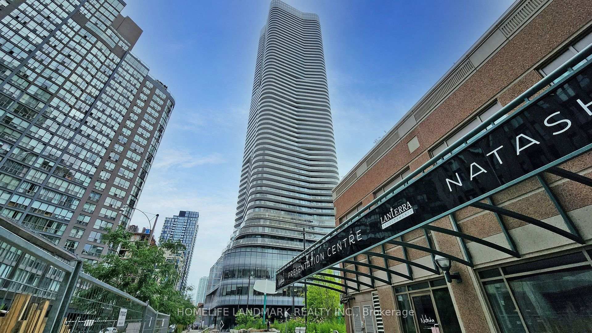11 Wellesley Street W