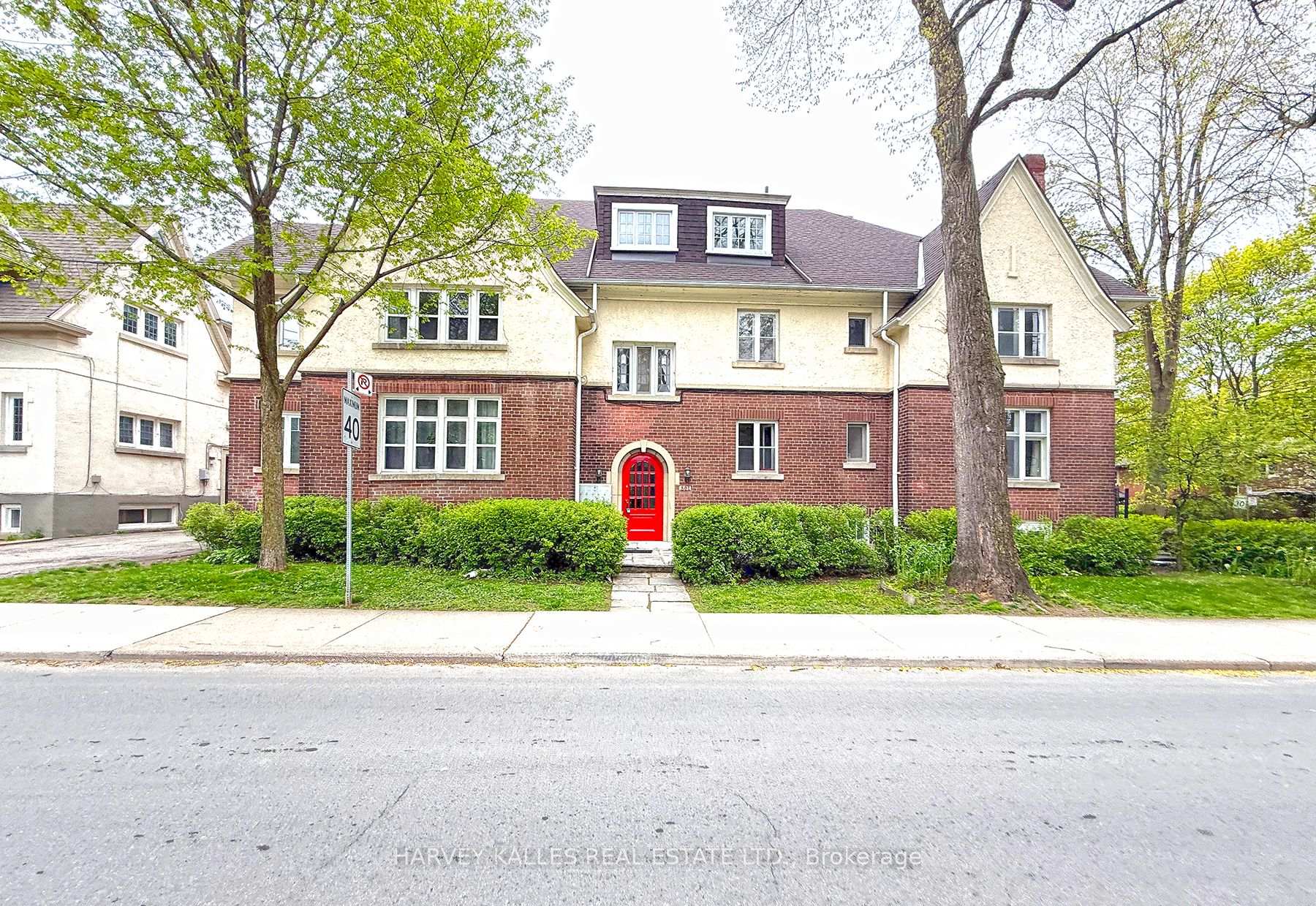 42 Glencairn Avenue