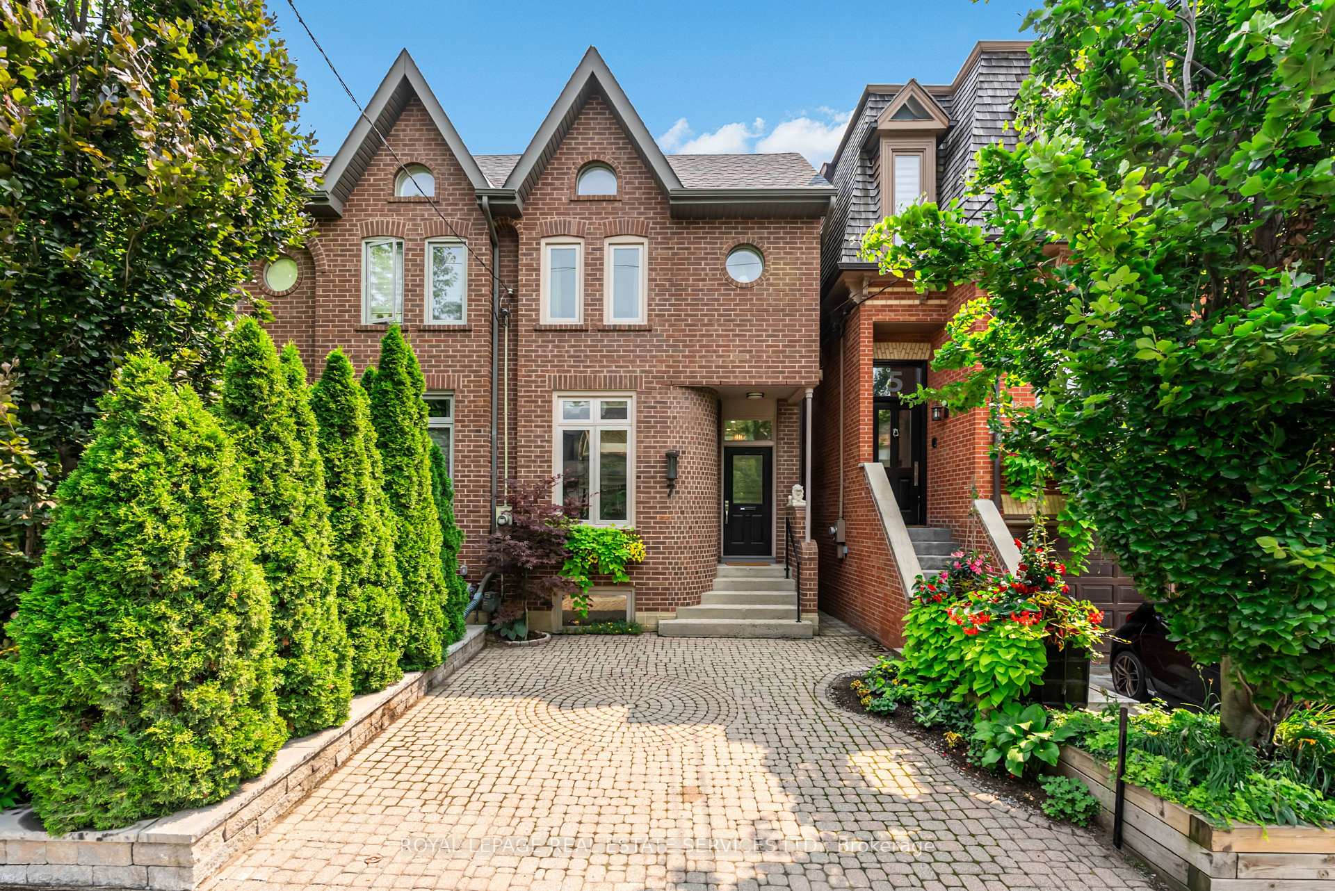7 Bowman Street