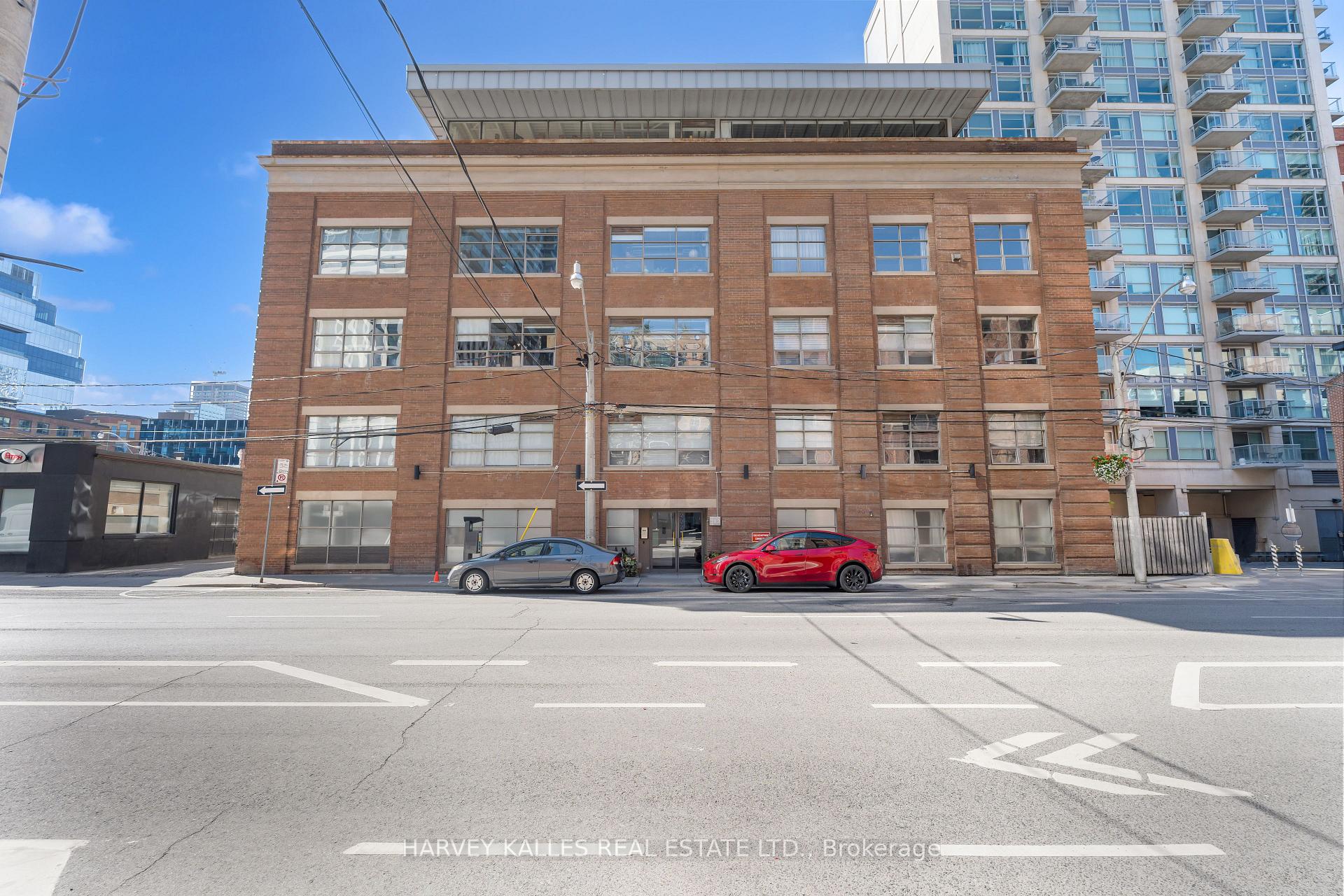 383 Adelaide Street E