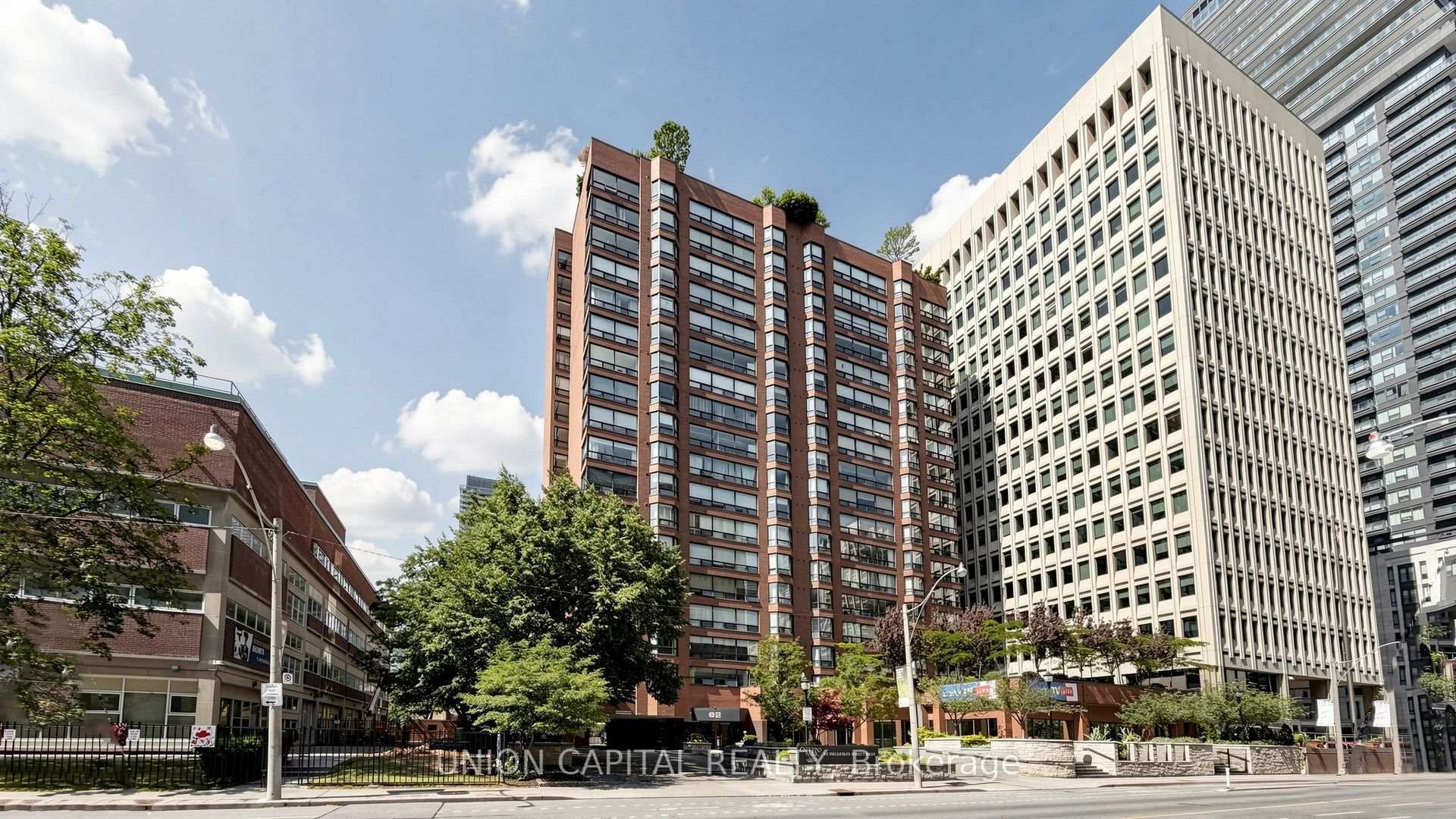 62 Wellesley Street W