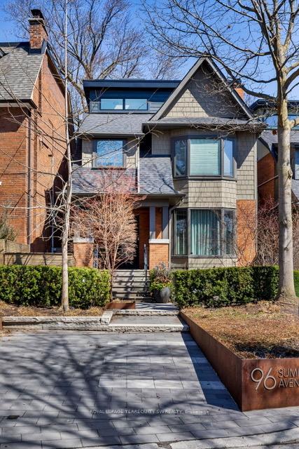 96 Summerhill Avenue