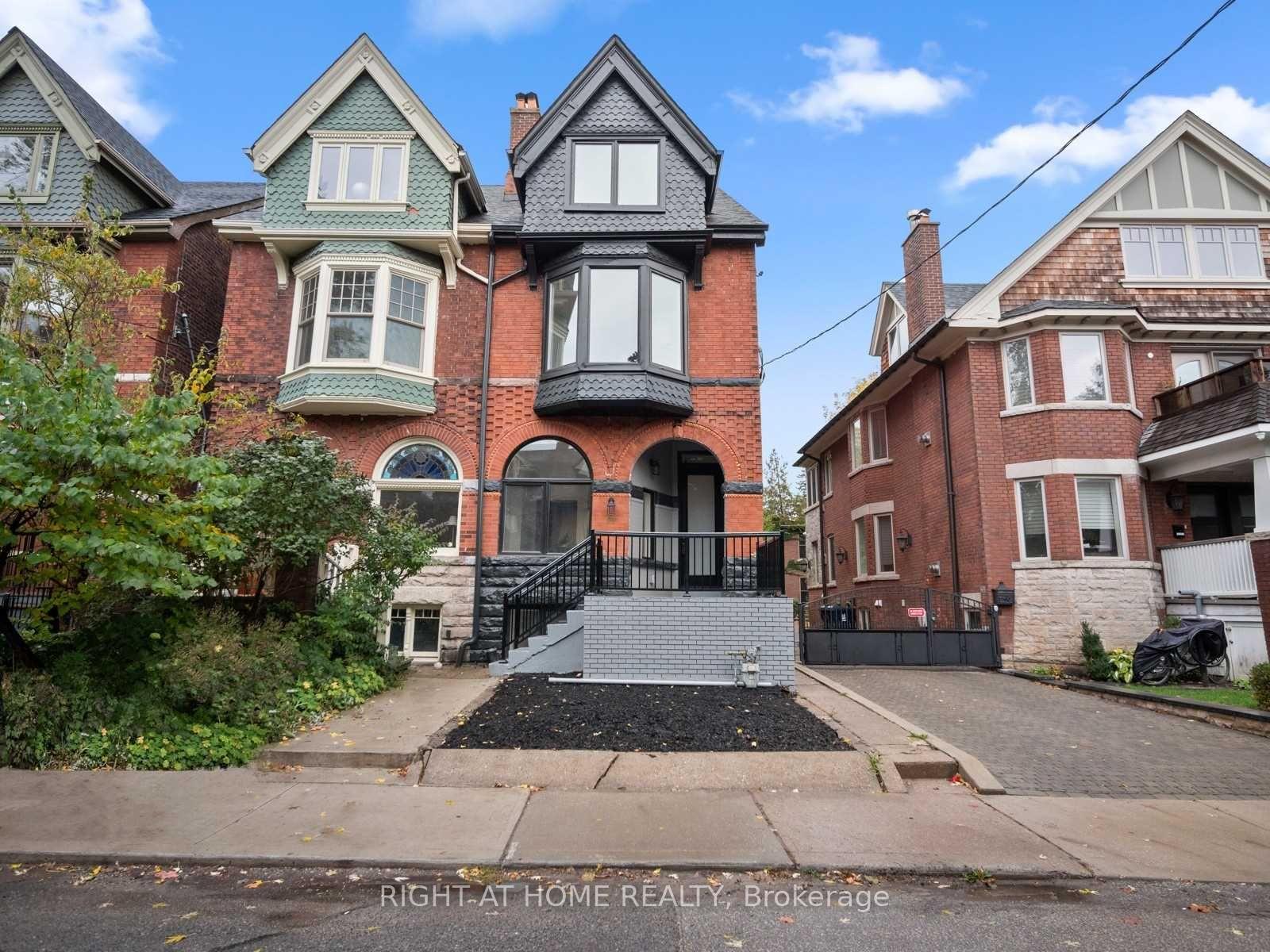 94 Concord Avenue E