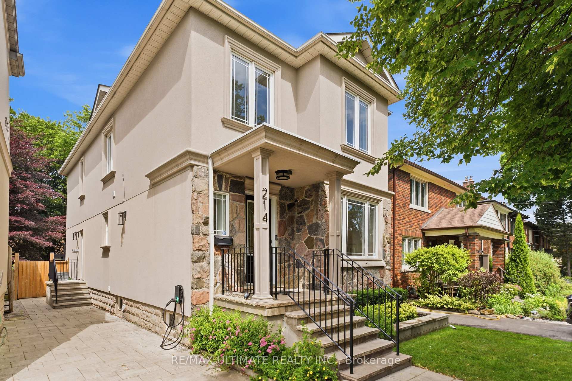 214 Sutherland Drive