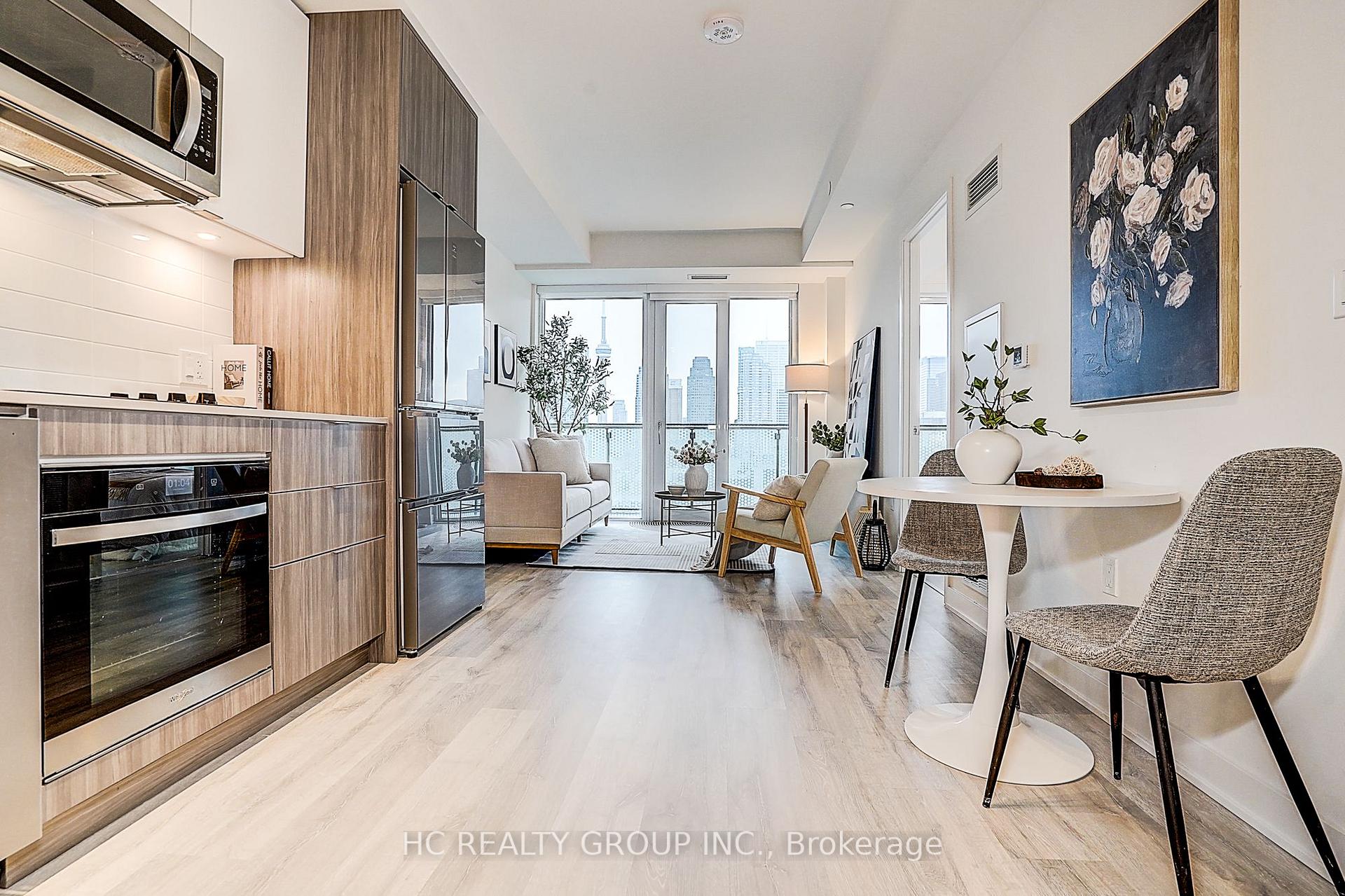 135 Lower Sherbourne Street W