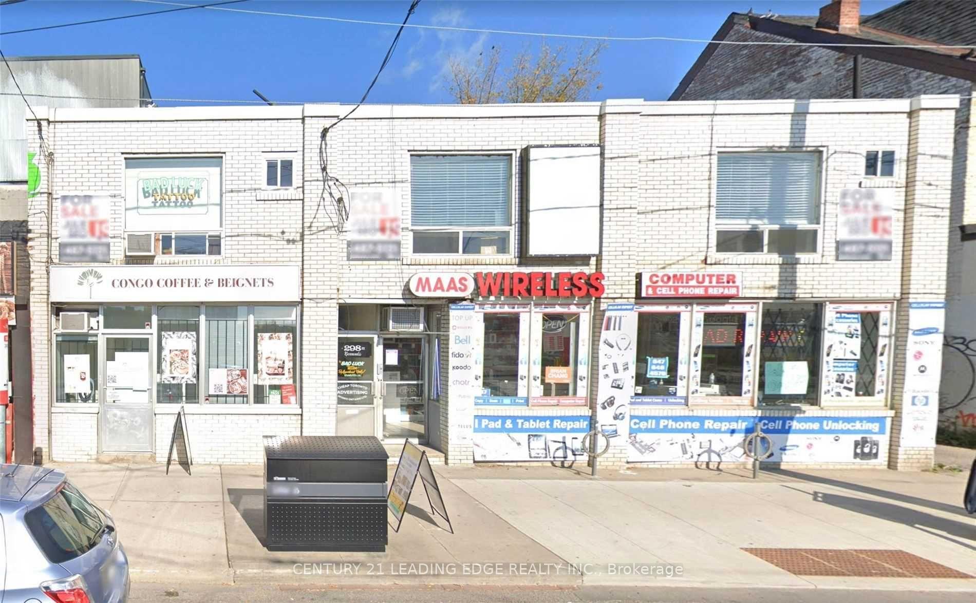 298 Gerrard Street E