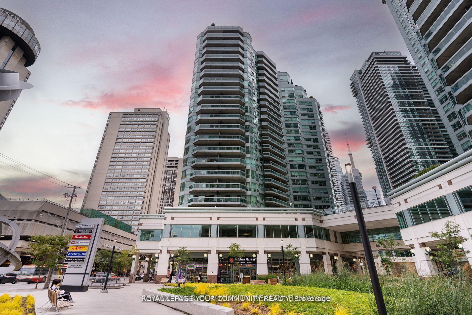 10 Queens Quay W