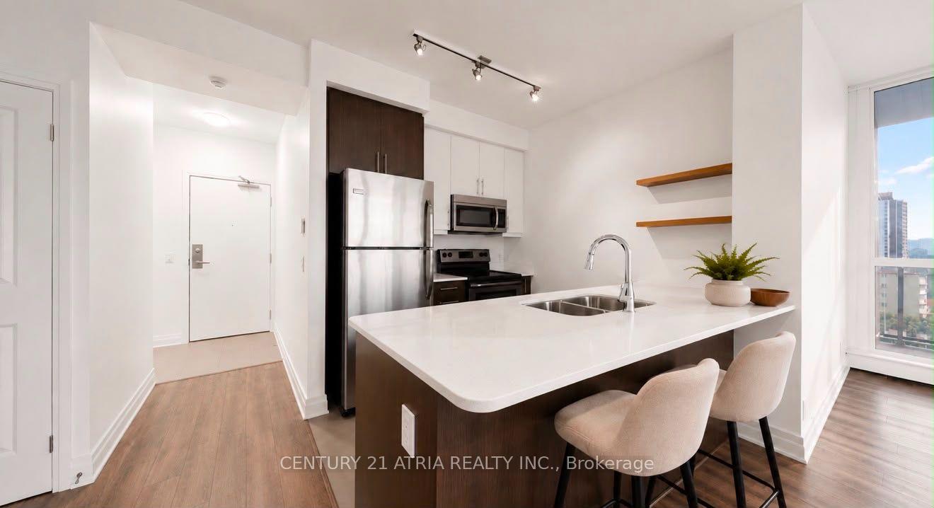 530 St Clair Avenue W