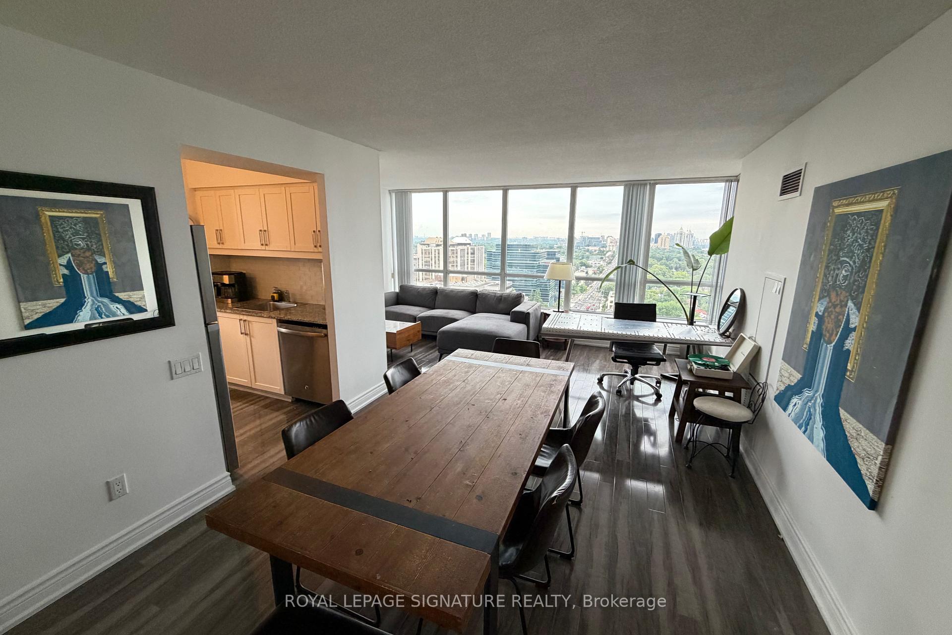 33 Sheppard Avenue E