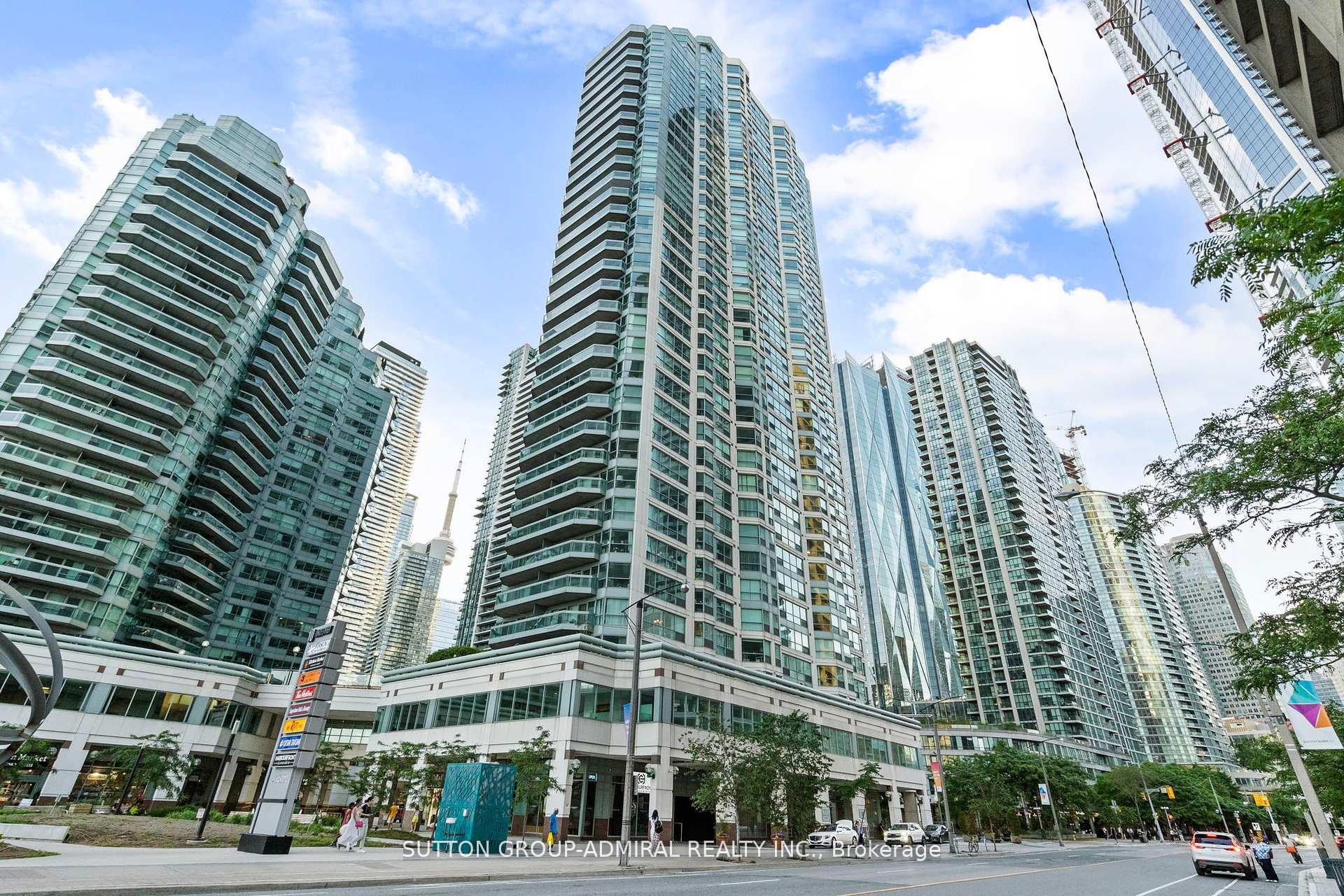 10 Yonge Street