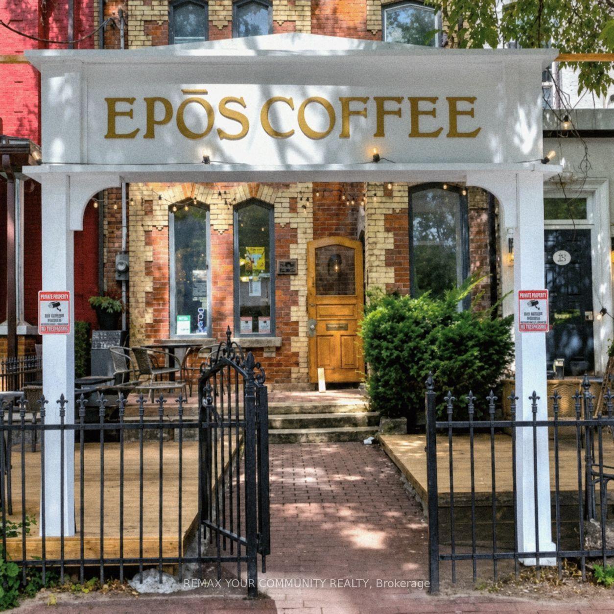 290 Gerrard Street E